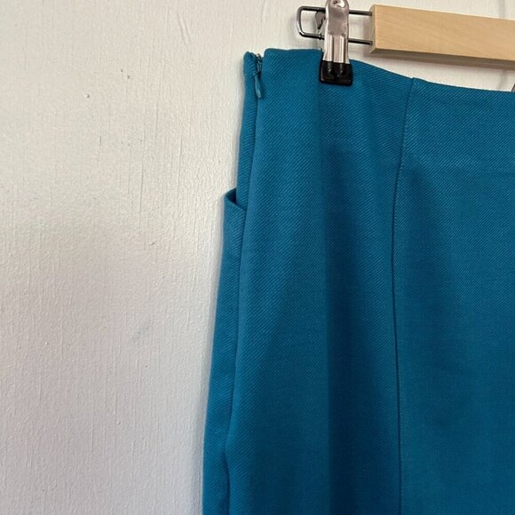 CABI Sigourney Pencil Skirt Womens 4 Blue Pockets Lined Rear Zip Style 3220 - Picture 5 of 6